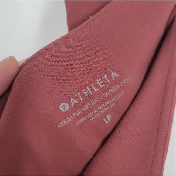 Athleta Antique Burgandy Stash Pocket Salutation Tight Leggings LP - Picture 8 of 10